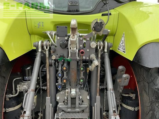 Tractor agrícola - Claas - arion 650 tractor (st25369)