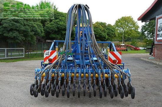 Sembradora - Treffler - tg 300.1 + lemken säschiene