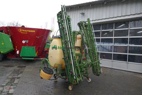 Atomizador - Amazone - uf 1000+fronttank & section control 15m gestänge