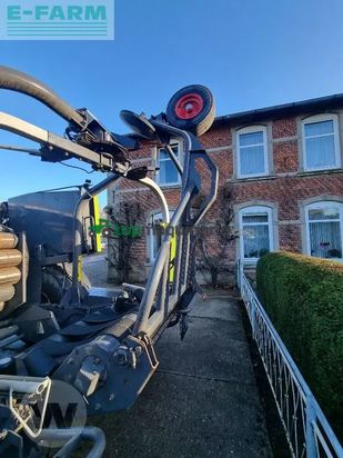 Empacadora gigant - Claas - rollant 455 rc uniwrap