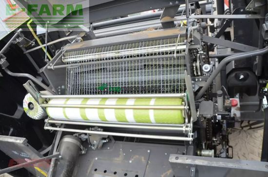 Empacadora gigant - Claas - rollant 630 rc uniwrap