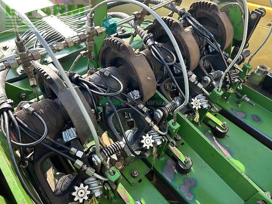 Empacadora gigant - Krone - big pack 80-80 multicut