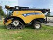 Cosechadora de Cereal - New Holland - cr 9.90