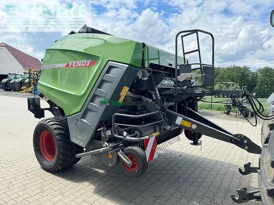 Empacadora gigant - Fendt - rotana 160 v