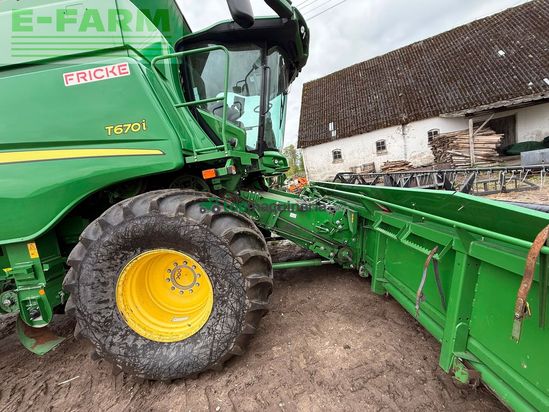 Cosechadora de Cereal - John Deere - T670i