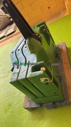 CONTRAPESA TRIPUNTAL DE ACERO FUNDIDO 1.800 KG