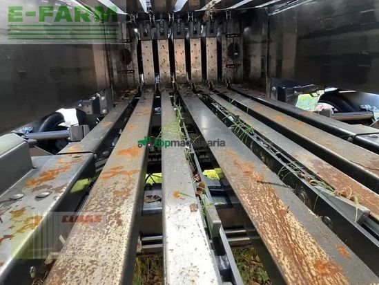Empacadora gigant - Claas - quadrant 5200 fc tandem