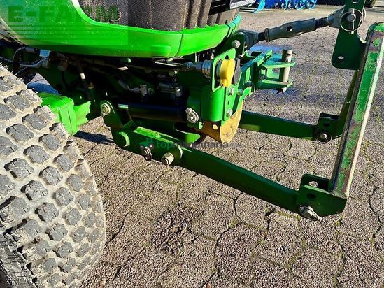 Tractor agrícola - John Deere - 3038-r 1235std. fkh & fzw