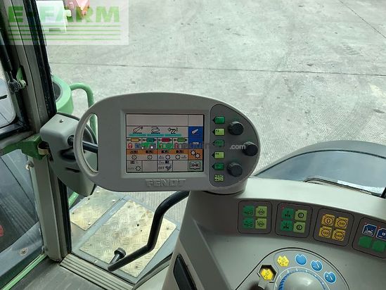 Tractor agrícola - Fendt - 716 tractor (st25458)