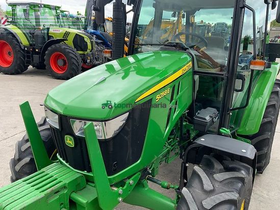 Tractor agrícola - John Deere - 5058e tractor (st26617)