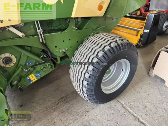 Empacadora gigant - Krone - comprima f 125 xc
