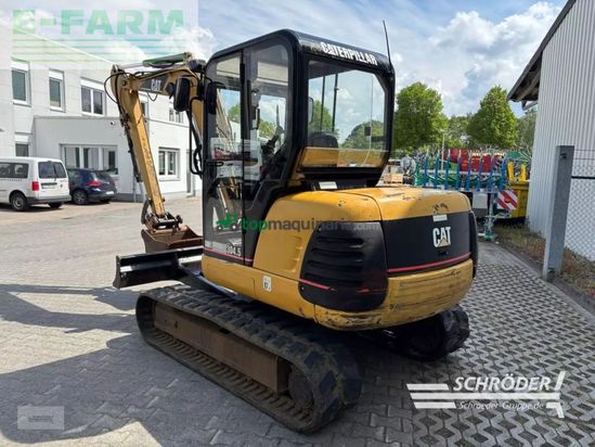 Excavadora - Caterpillar - 304.5