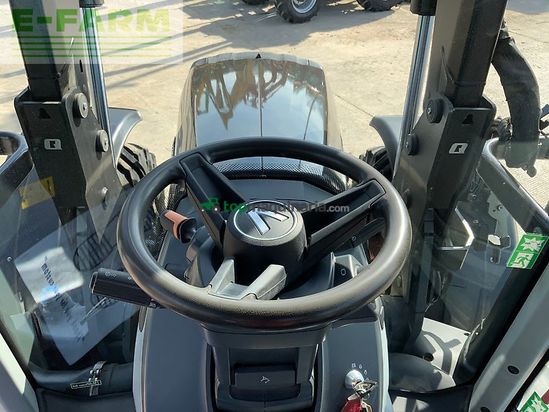 Tractor agrícola - Valtra - t235 versu tractor (st25946)