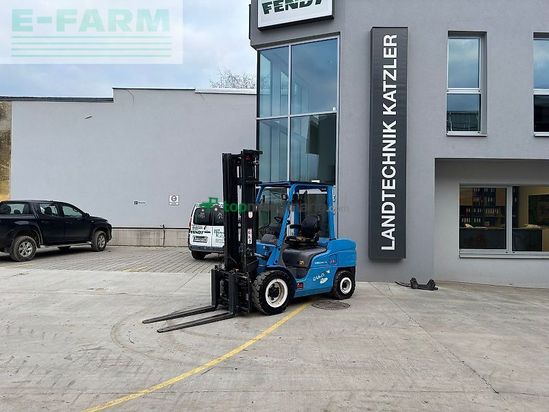 Elevadora - Mitsubishi - fd35ntd