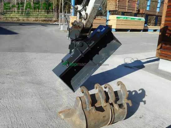 Excavadora - Takeuchi - tb 225 ( 2.400kg ) mit hydr. verstellfahrwerk