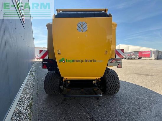 Empacadora gigant - New Holland - pro belt 190