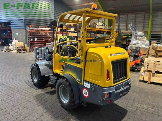 Minicargadora - Eurotrac - w12