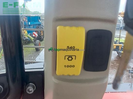 Tractor agrícola - Massey Ferguson - 5711 DYNA 4