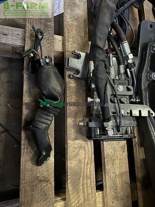 Tractor agrícola - Claas - frontladerkonsolen passend zu elios 210