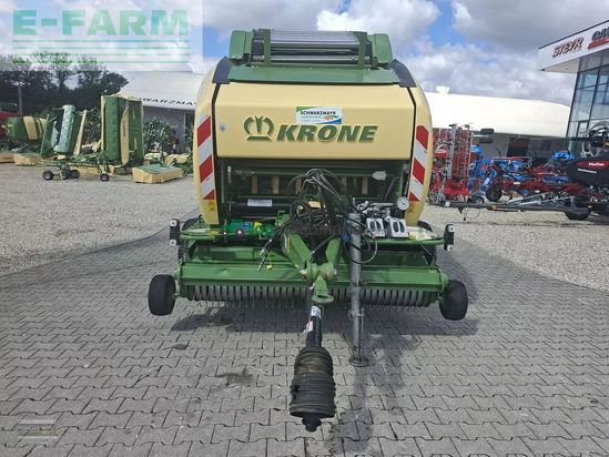 Empacadora gigant - Krone - comprima v 180 xc tandem 17 messer