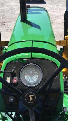Tractor agrícola - John Deere - 3140 con pala