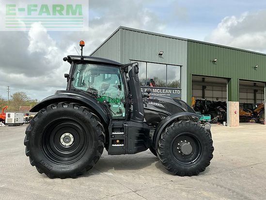 Tractor agrícola - Valtra - t194 versu unlimited (st26337)