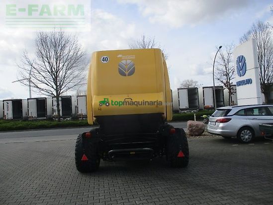 Empacadora gigant - New Holland - rb 180