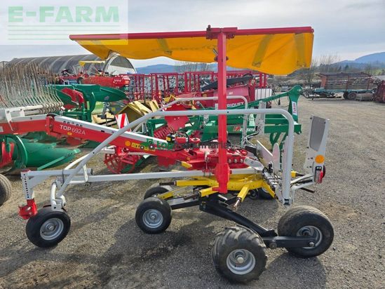 Henificador - Pöttinger - top 692a typ:2871 wurmschwader