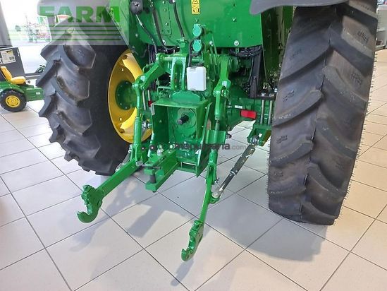 Tractor agrícola - John Deere - 5050e