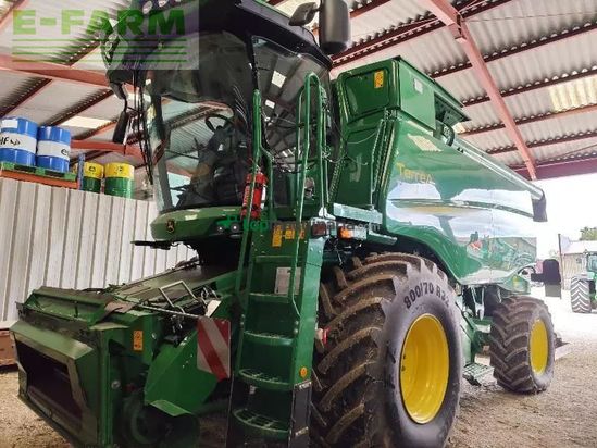 Cosechadora de Cereal - John Deere - t550