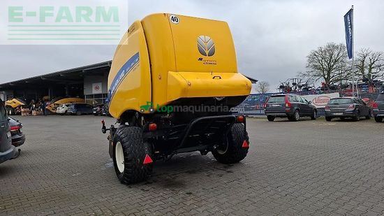 Empacadora gigant - New Holland - rb 180