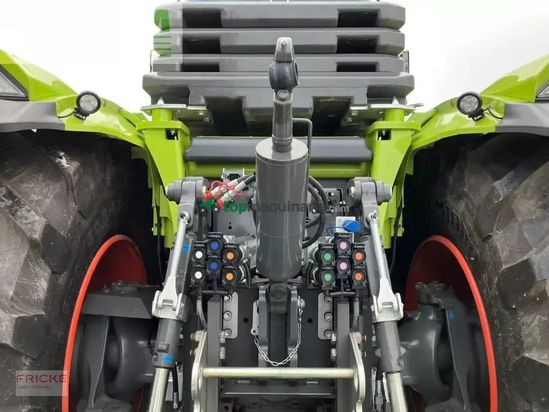 Tractor agrícola - Claas - xerion 5000 trac TRAC