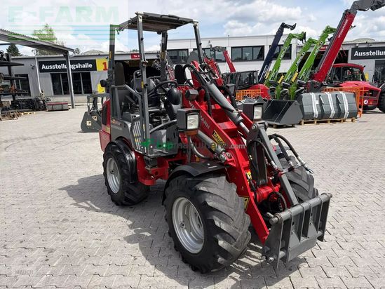 Telescopica - Weidemann - 1350cx45 mit klappdach unter 2,0m/30km/h