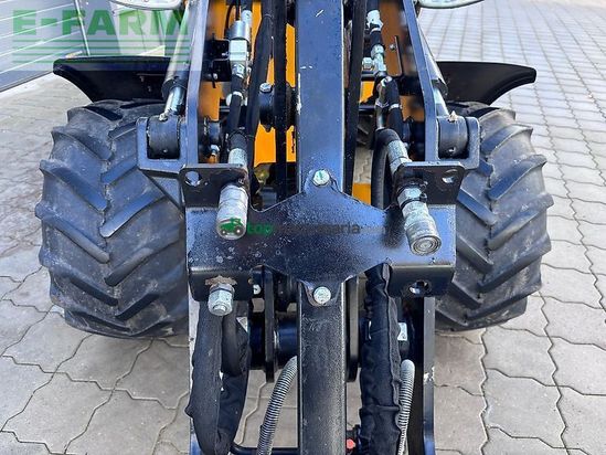 Minicargadora - JCB - 403 plus