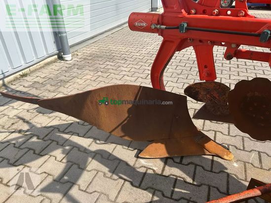 Arado - Kuhn - varimaster 152