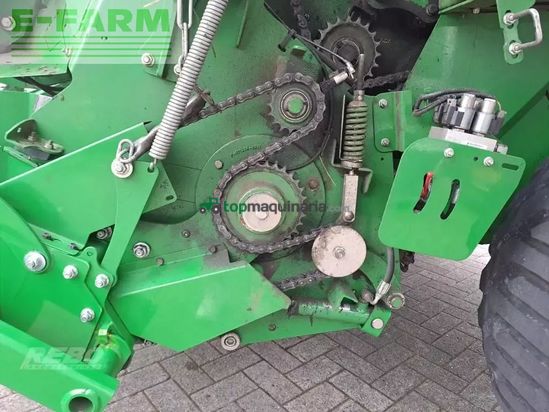 Empacadora gigant - John Deere - v461r