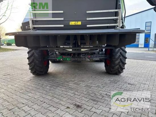 Cosechadora de Cereal - Claas - trion 660 terra trac allrad