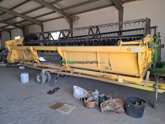 Cosechadora de Cereal - New Holland - Modelo TX66