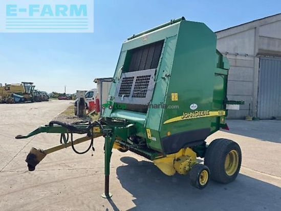 Empacadora gigant - John Deere - 592