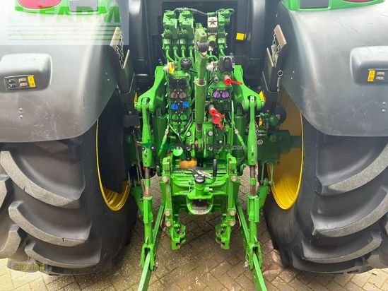 Tractor agrícola - John Deere - 6215r