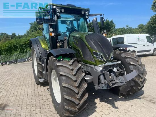 Tractor agrícola - Valtra - n 155a mit rüfa und fk