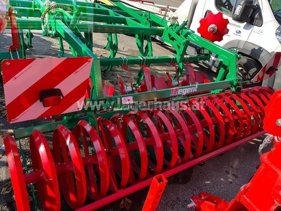 Cultivador - Regent - tukan dsg 300, 4 balkig ausstellungsmaschine