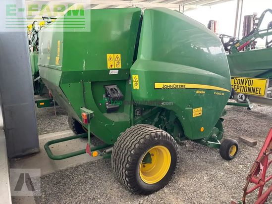 Empacadora gigant - John Deere - f440 m