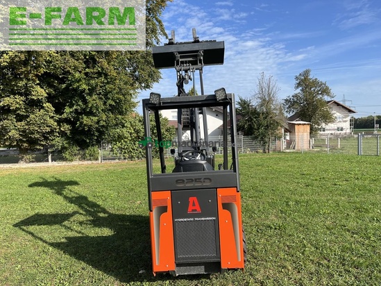 Minicargadora -  - 825d mit nur 40h