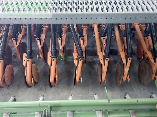 Sembradora - Amazone - ad-p 302 airstar profi ke 303