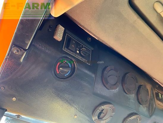 Tractor agrícola - JCB - 360 tractor (st26114)