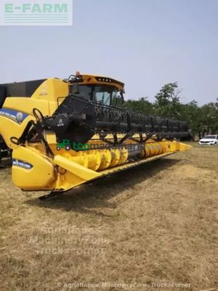 Cosechadora de Cereal - New Holland - cr 8.90