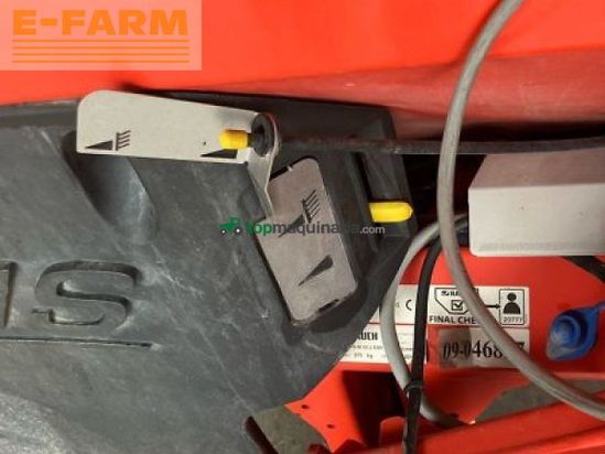 Esparcidor - Rauch - axis-m 30.2 emc+w vs dynamic