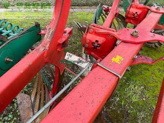 Arado - Kverneland - eg100-300 packomat