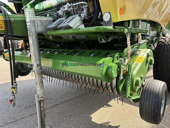 Empacadora gigant - Krone - comprima f 155 xc